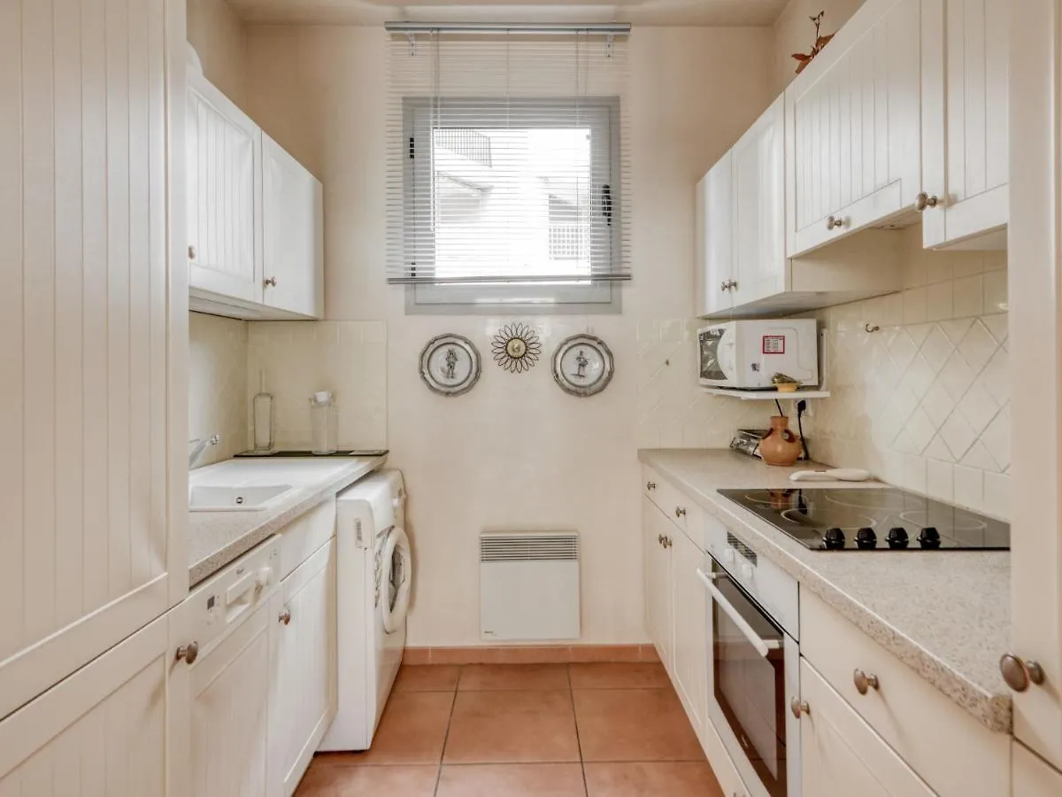 Apartment Les Allees Du Cap-3 By Interhome アンティーブ 0*,  フランス